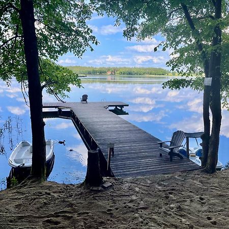 Mazursko - Komfortowe Apartamenty Nad Jeziorem, Sauna, Kominki Na Parterze Kretowiny Esterno foto