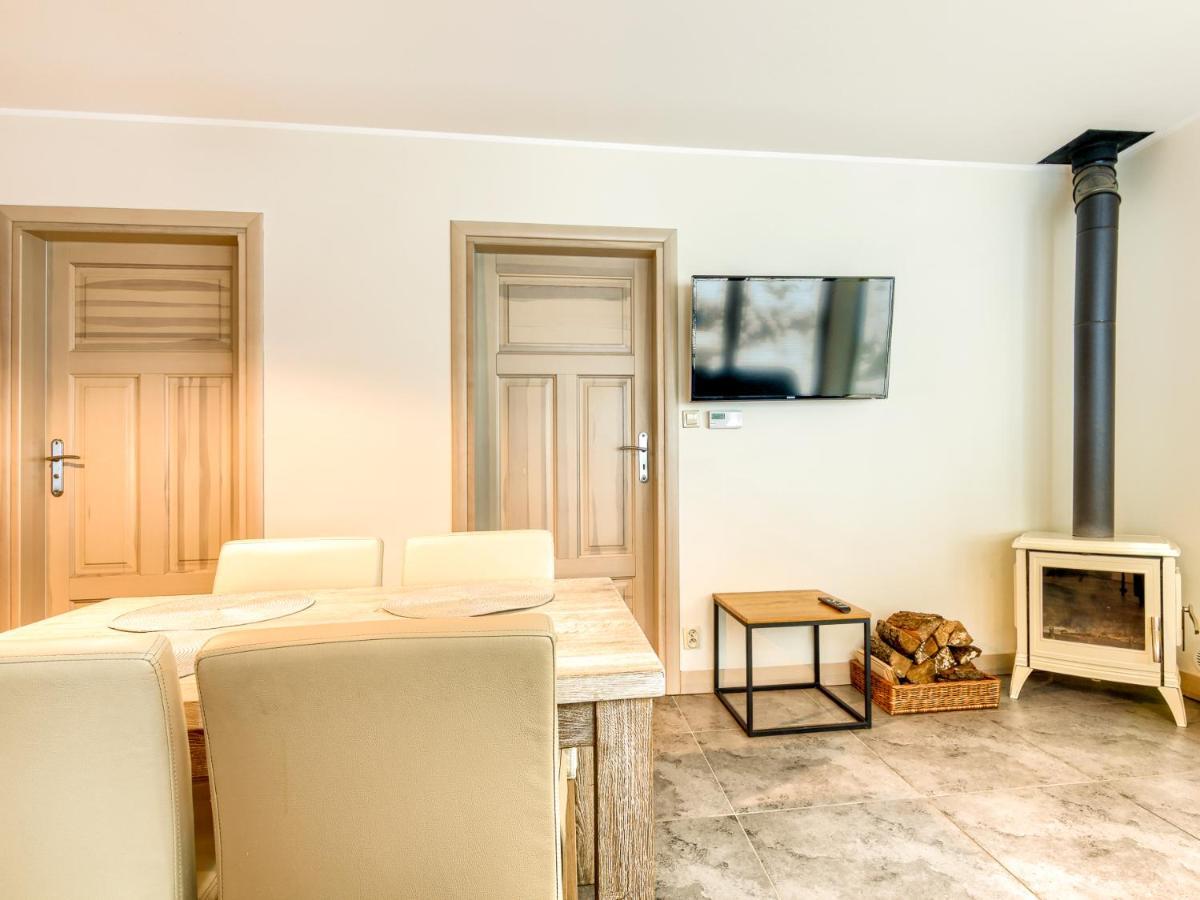 Mazursko - Komfortowe Apartamenty Nad Jeziorem, Sauna, Kominki Na Parterze Kretowiny Esterno foto