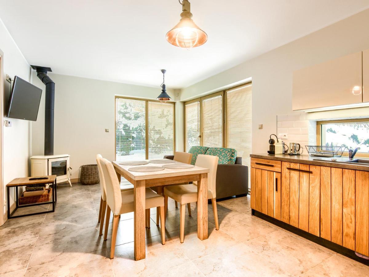 Mazursko - Komfortowe Apartamenty Nad Jeziorem, Sauna, Kominki Na Parterze Kretowiny Esterno foto