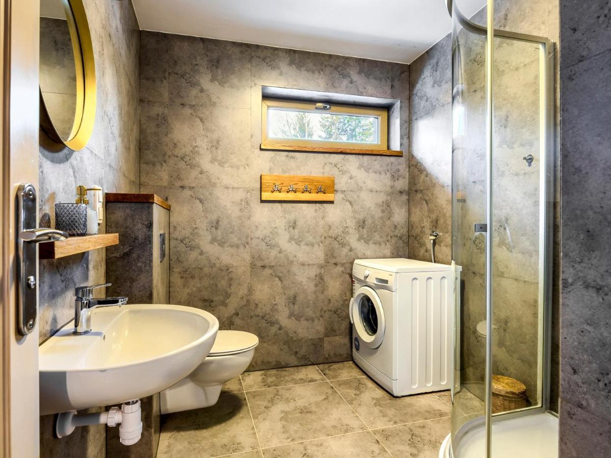 Mazursko - Komfortowe Apartamenty Nad Jeziorem, Sauna, Kominki Na Parterze Kretowiny Esterno foto