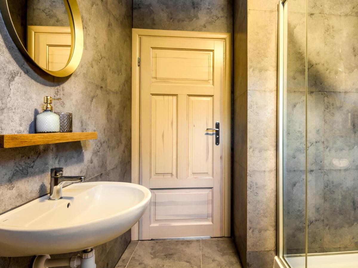 Mazursko - Komfortowe Apartamenty Nad Jeziorem, Sauna, Kominki Na Parterze Kretowiny Esterno foto