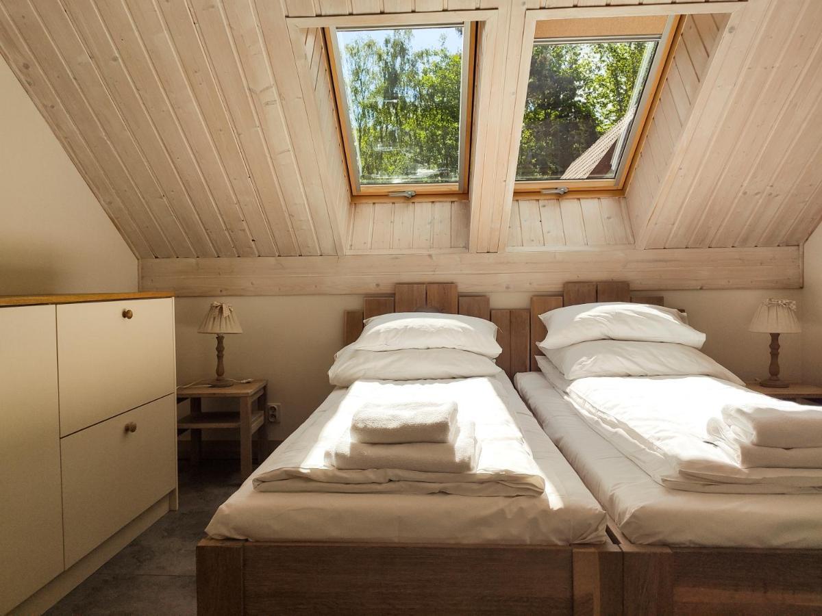 Mazursko - Komfortowe Apartamenty Nad Jeziorem, Sauna, Kominki Na Parterze Kretowiny Esterno foto